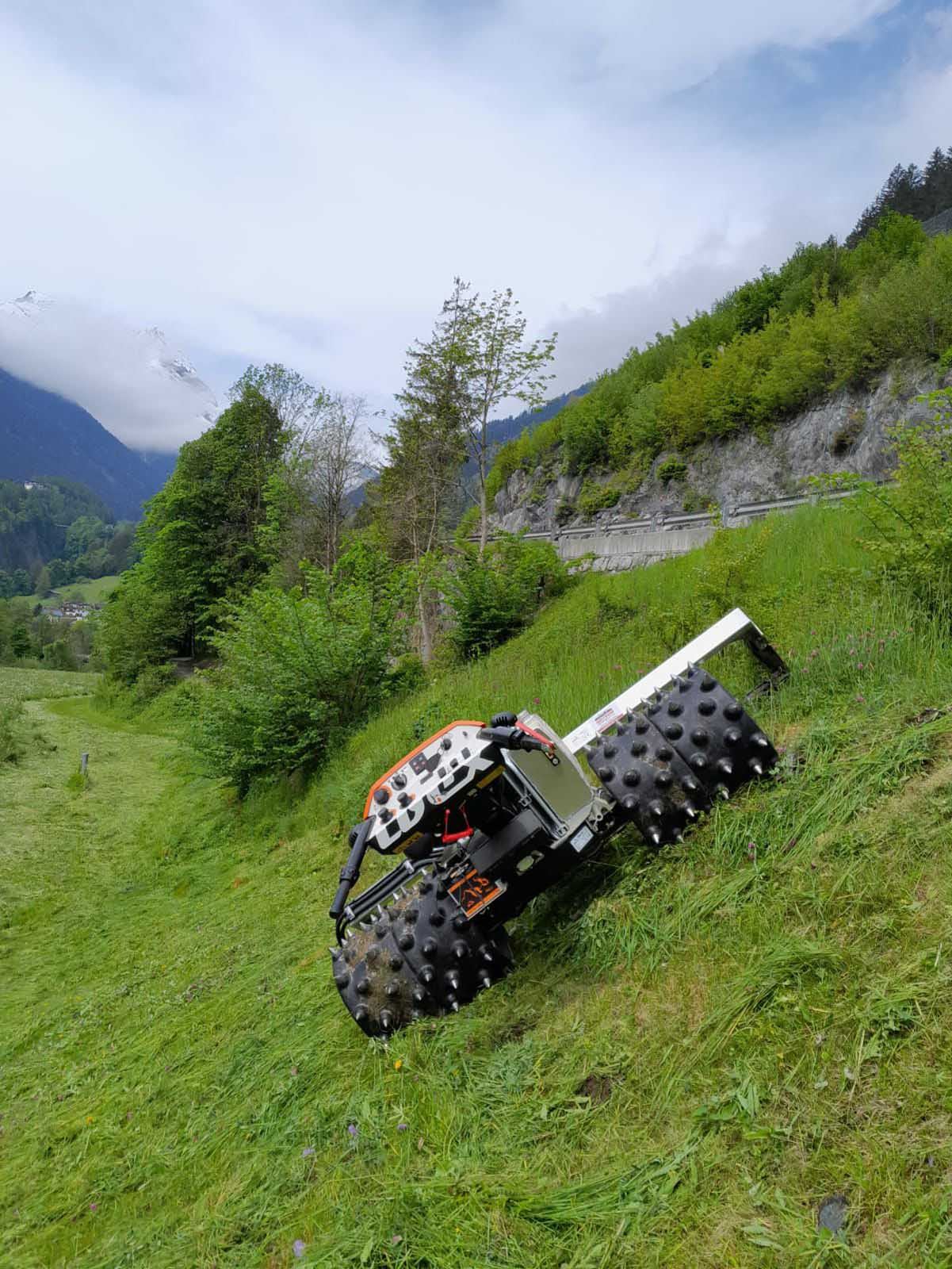 Eberharter Agrar Maeharbeiten 004