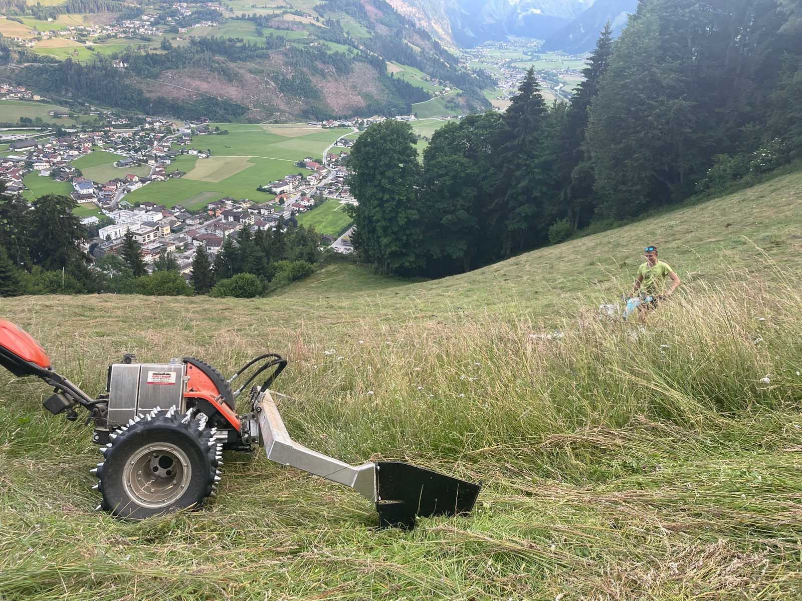Eberharter Agrar Maeharbeiten 018